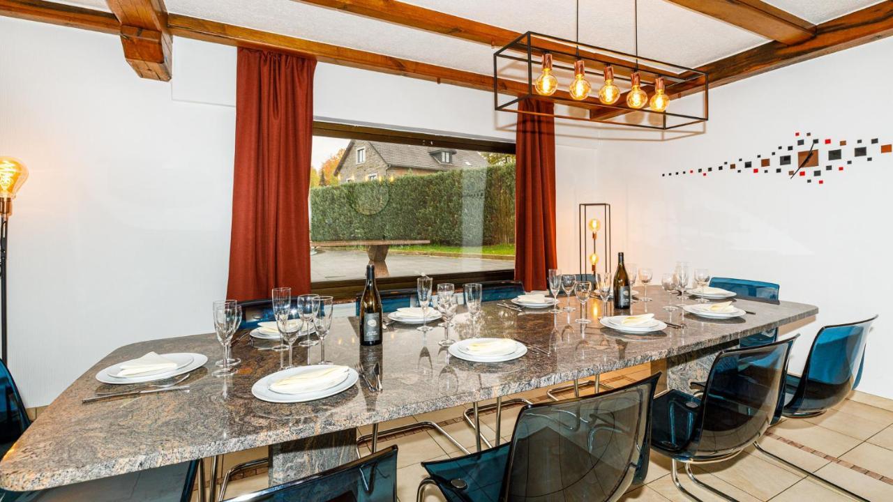 Luxueuse Et Spacieuse Villa Avec Sauna Et Piscine マルメディ エクステリア 写真