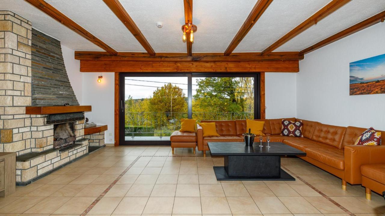 Luxueuse Et Spacieuse Villa Avec Sauna Et Piscine マルメディ エクステリア 写真