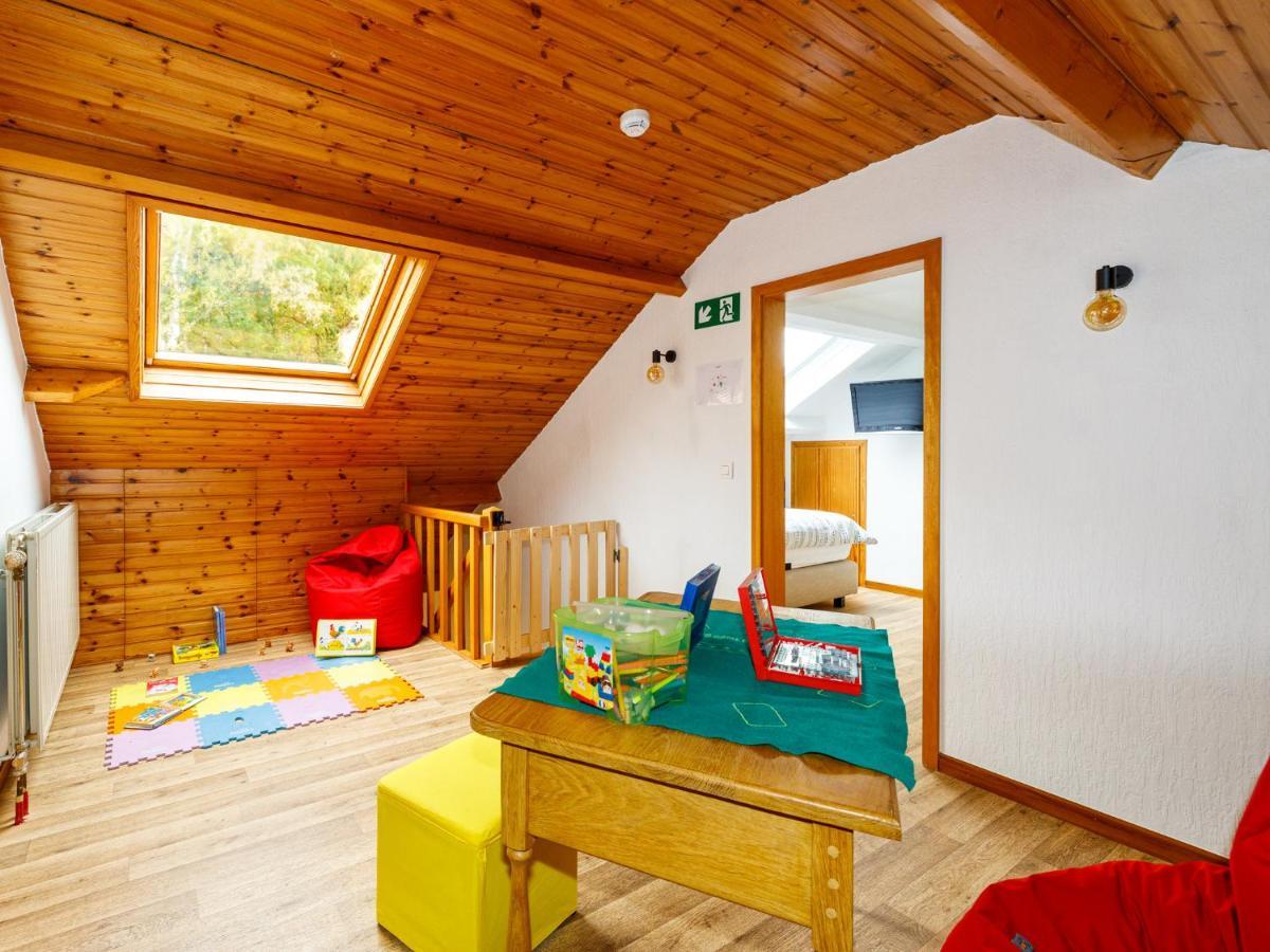 Luxueuse Et Spacieuse Villa Avec Sauna Et Piscine マルメディ エクステリア 写真